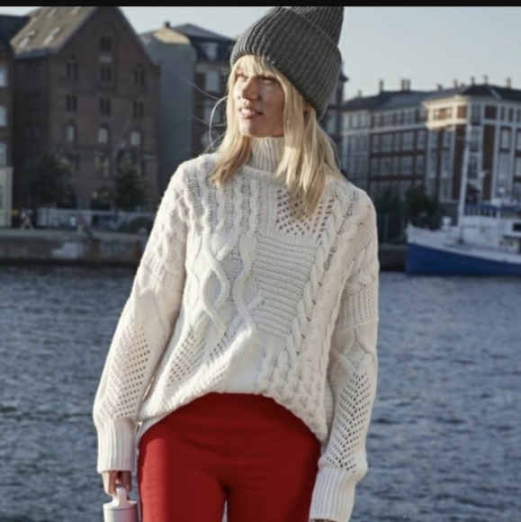 Athleta Cream Bedford Wool & Cashmere Sweater XS Fisherman Mock Neck - Picture 3 of 13